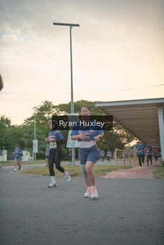 Runner Photo 4268591