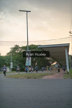 Runner Photo 4268667
