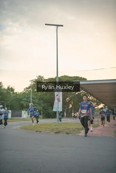 Runner Photo 4268685