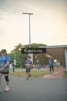 Runner Photo 4268694