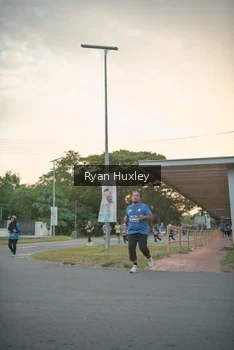 Runner Photo 4268698