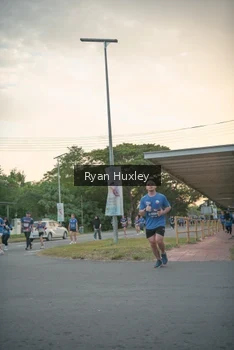Runner Photo 4268714