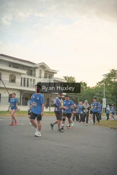 Runner Photo 4268734