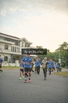 Runner Photo 4268735