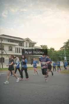 Runner Photo 4268753