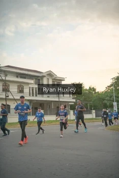 Runner Photo 4268763