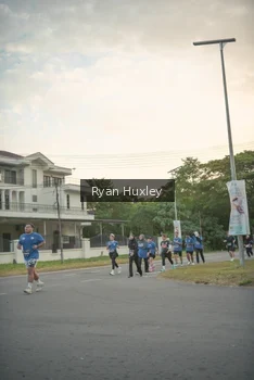 Runner Photo 4268772
