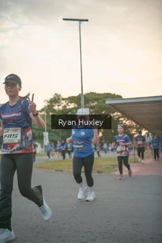 Runner Photo 4268874