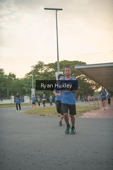 Runner Photo 4268981