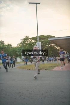 Runner Photo 4269059