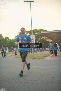 Runner Photo 4269078