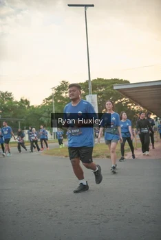 Runner Photo 4269100
