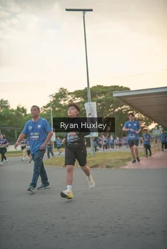 Runner Photo 4269119