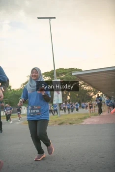 Runner Photo 4269416