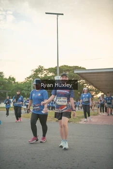Runner Photo 4269546
