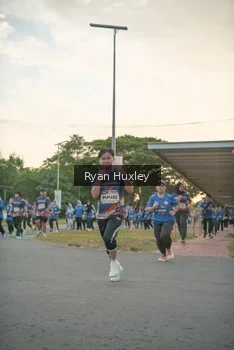 Runner Photo 4269773
