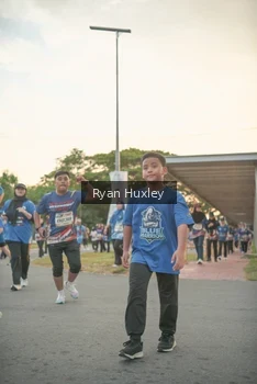 Runner Photo 4269873