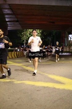 Runner Photo 4270036