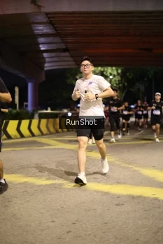 Runner Photo 4270063