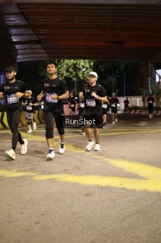 Runner Photo 4270077
