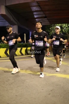 Runner Photo 4270095