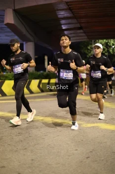 Runner Photo 4270098