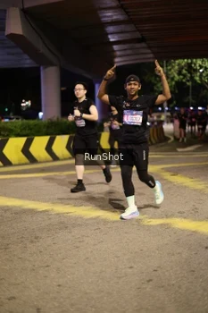 Runner Photo 4270130