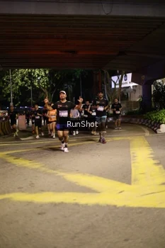 Runner Photo 4270133