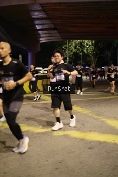Runner Photo 4270253