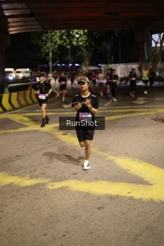 Runner Photo 4270254