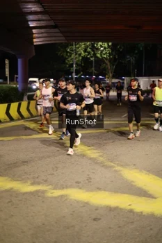 Runner Photo 4270272