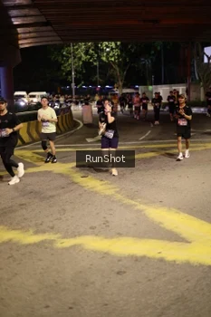 Runner Photo 4270273