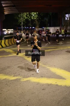 Runner Photo 4270278