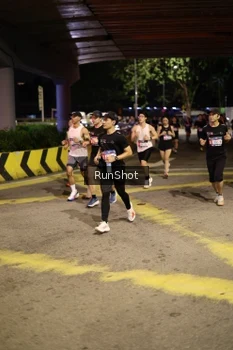 Runner Photo 4270279