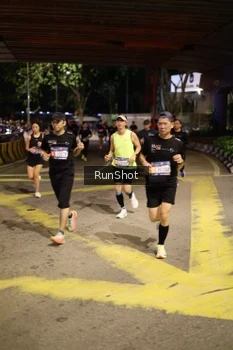 Runner Photo 4270290