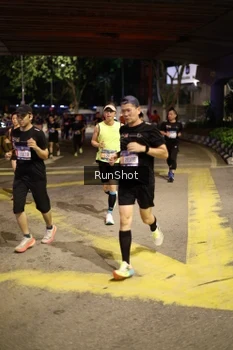 Runner Photo 4270293