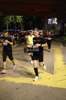 Runner Photo 4270295