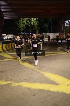 Runner Photo 4270367