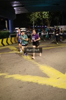 Runner Photo 4270471