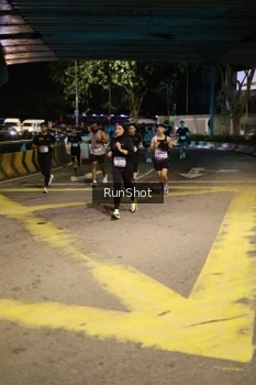 Runner Photo 4270484