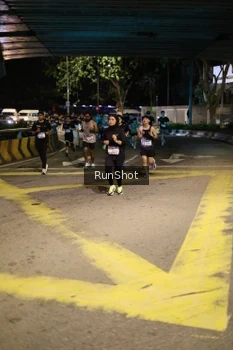 Runner Photo 4270501