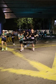 Runner Photo 4270523