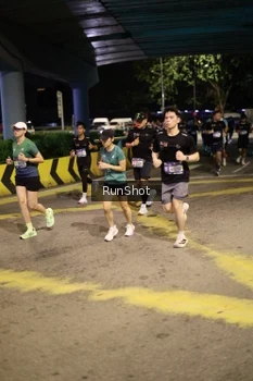 Runner Photo 4270531