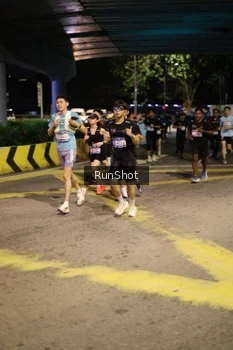 Runner Photo 4270554