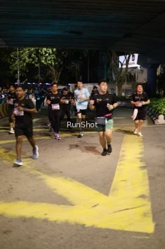 Runner Photo 4270588