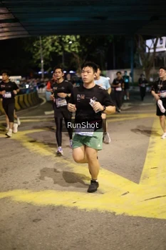 Runner Photo 4270592