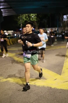 Runner Photo 4270599