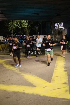 Runner Photo 4270608