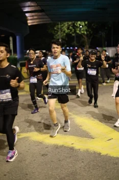 Runner Photo 4270609
