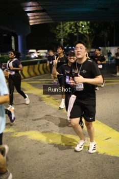 Runner Photo 4270620